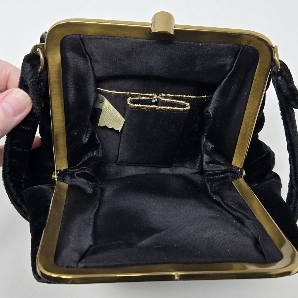 VINTAGE HANDBAGS BY G.D.K. BLACK VELVET TOP HANDLE MINI BAG PURSE WOMEN ELEGANT - Picture 6 of 12